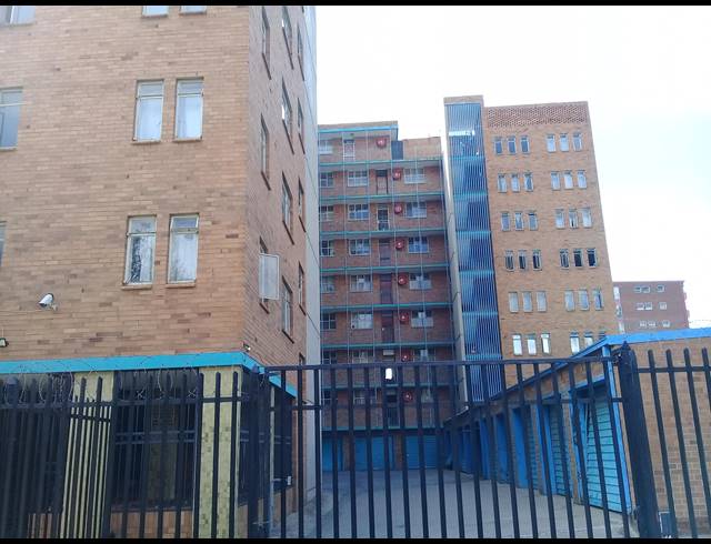 2 BEDROOM FLAT FOR SALE IN SUNNYSIDE